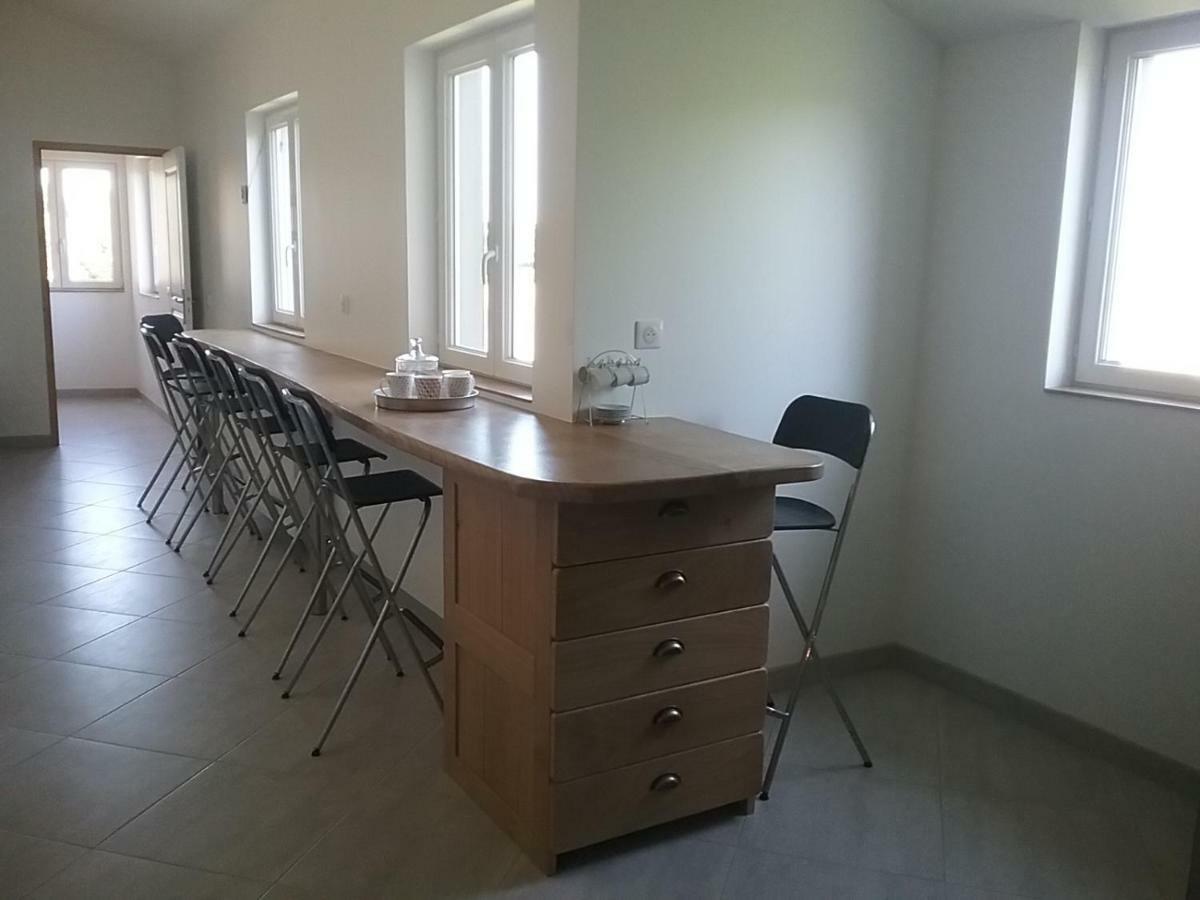Cottage B2 Bazenville ภายนอก รูปภาพ