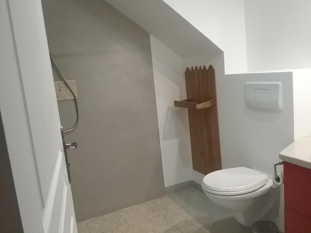 Cottage B2 Bazenville ภายนอก รูปภาพ
